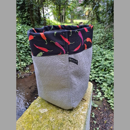 15lt with Chilli trim (BLACK) Each